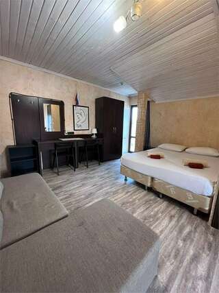 Гостиница Ирена Адлер Семейный студио-1