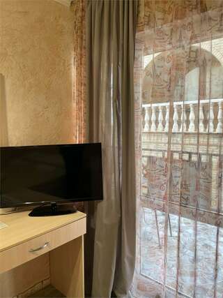 Гостиница Ирена Адлер Стандарт с балконом-6