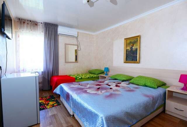 Гостиница Ирена Адлер-216