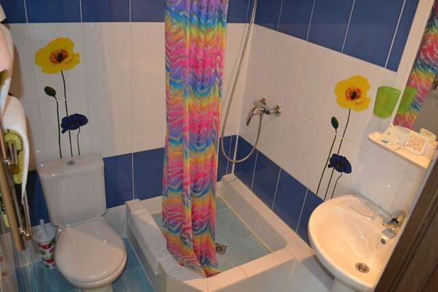 Гостиница Ирена Адлер-214